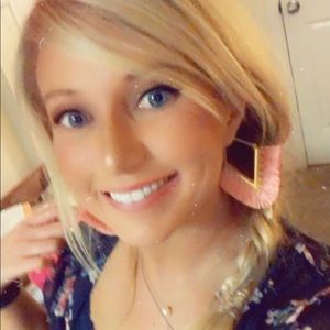 Meet your Posher, Meredith